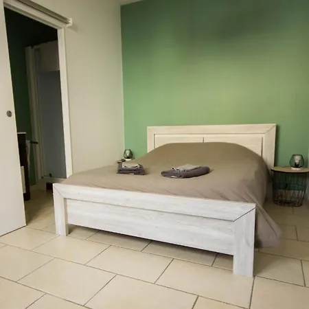 Les Touristique Julea 3* Dienville