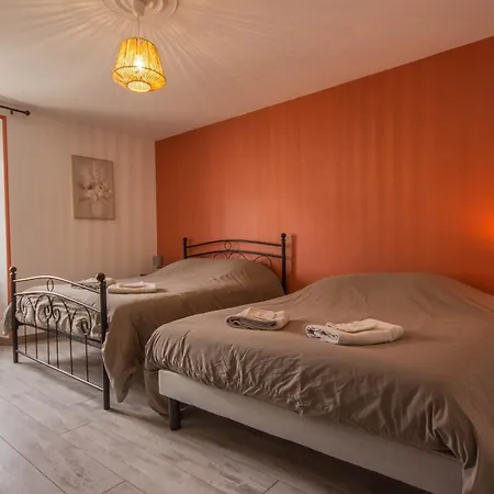 Les Touristique Julea 3*