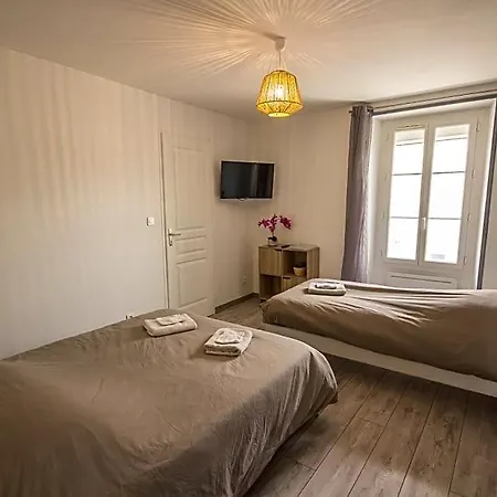 Les Touristique Julea Bed & Breakfast Dienville